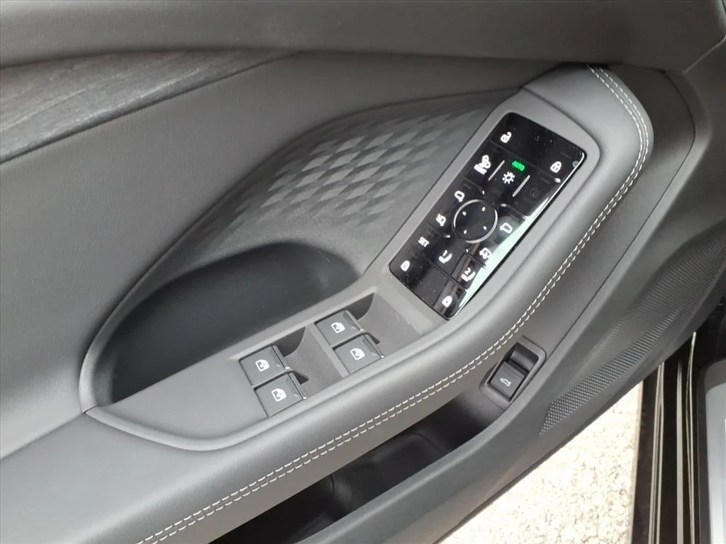 Used 2025 Mythos Black Metallic Audi Premium Plus image 20