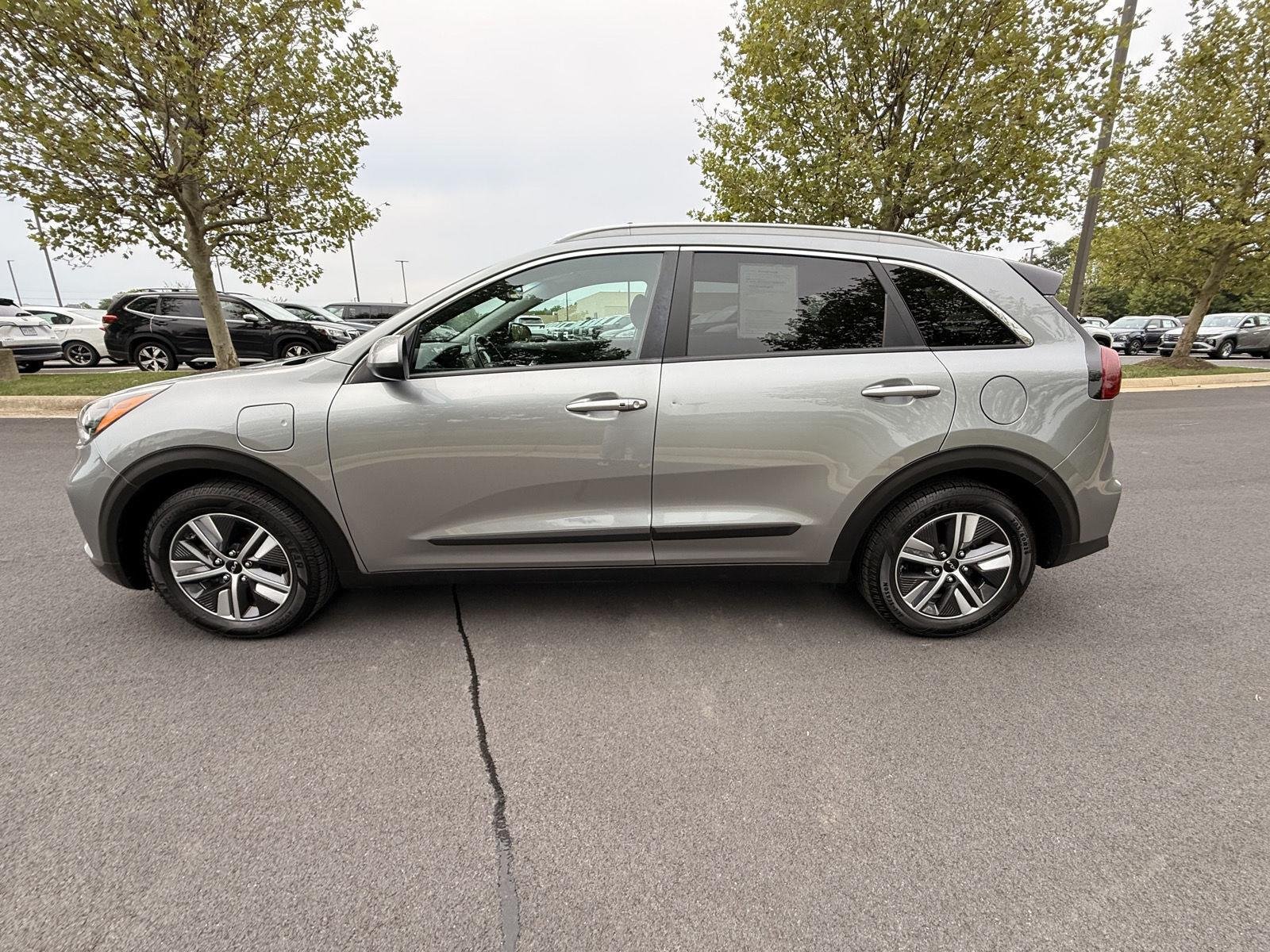 Used 2022 Steel Gray Kia LXS image 8