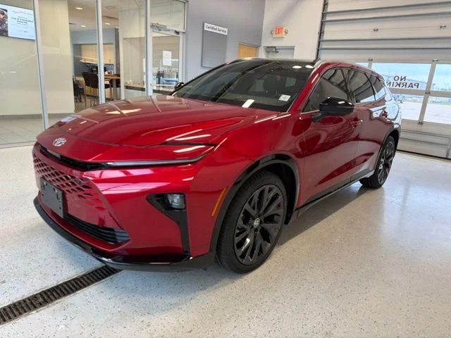 Used 2025 Red Toyota Limited image 5