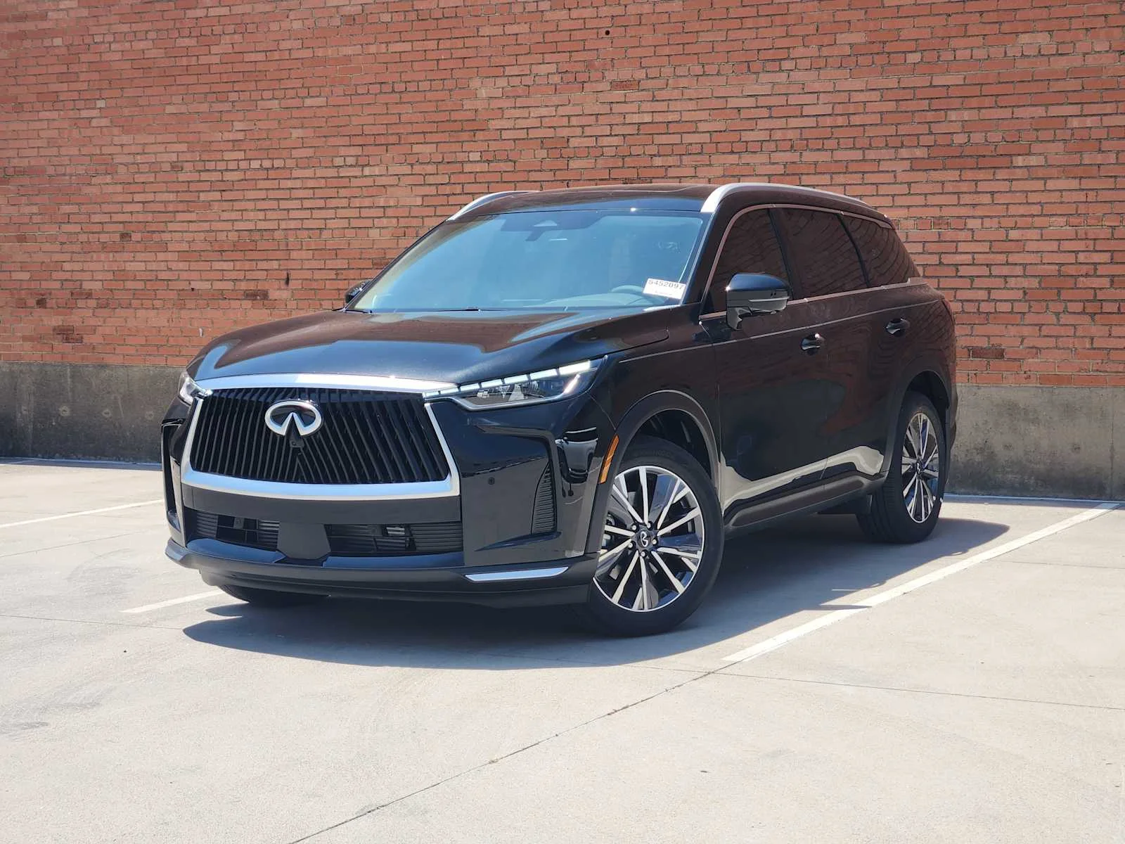 New 2027 INFINITI QX60 Luxe FWD