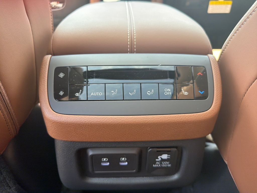 New 2026 Nissan Pathfinder Platinum 4D Sport Utility
