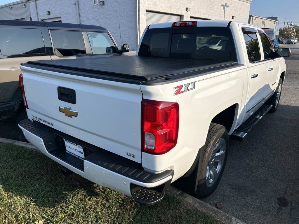 Used 2018 Summit White Chevrolet LTZ image 3