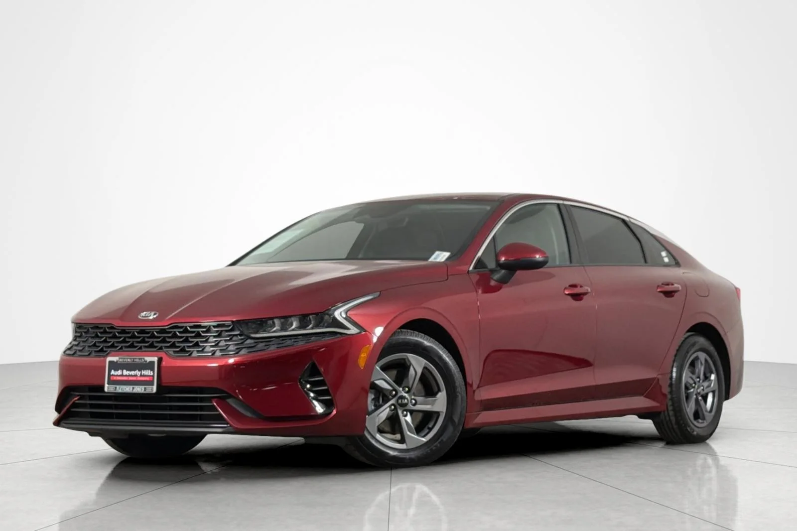 2021 Kia Optima LXS FWD's photo