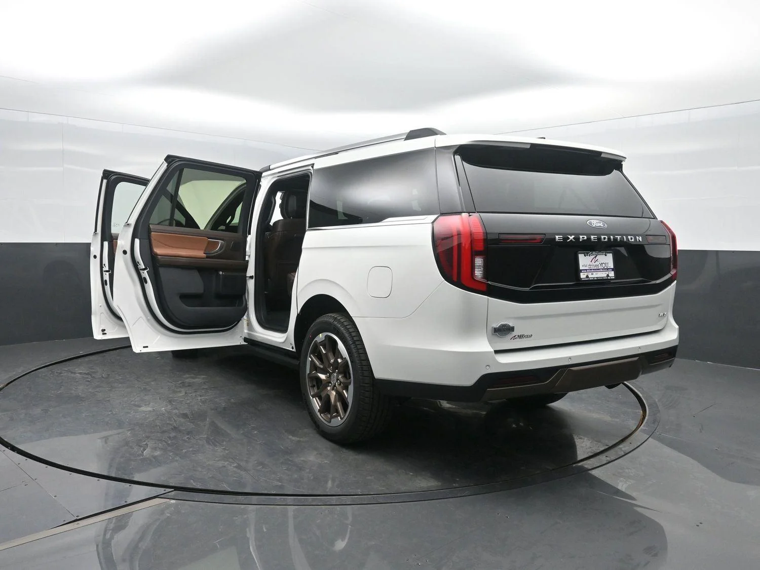 New 2026 Star White Metallic Tri-Coat Ford MAX King Ranch® image 50