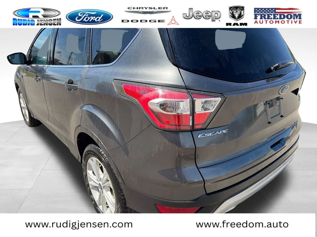 Used 2017 Gray Ford SE image 3