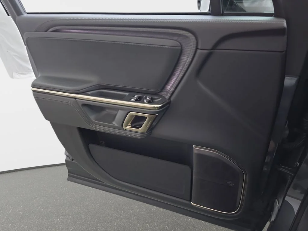 Used 2023 Gray Rivian Adventure image 25