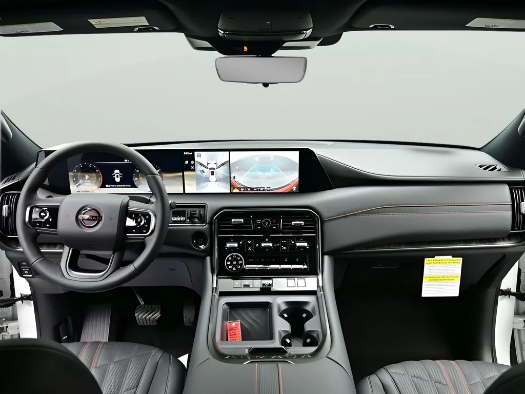 New 2025 2t Wht Blk Nissan PRO-4X image 10