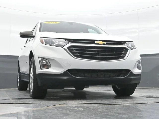 Used 2018 White Chevrolet LS image 22
