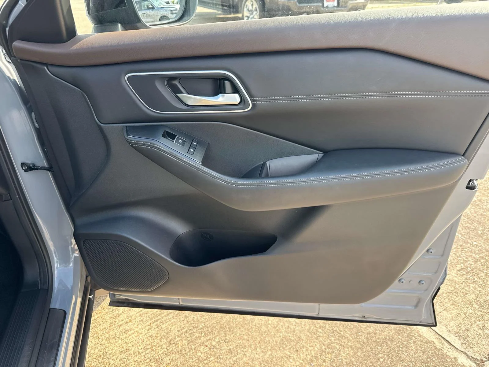 2023 Nissan Rogue Platinum - Photo 14