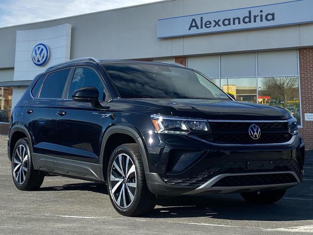 2024 Volkswagen Taos SE