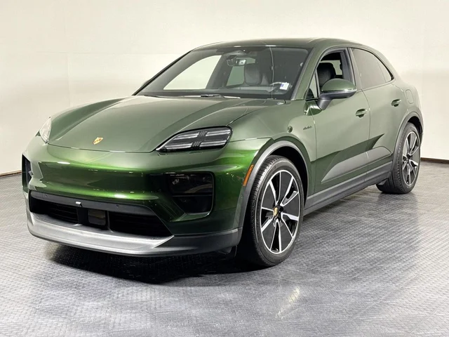 2025 Porsche Macan Electric 4