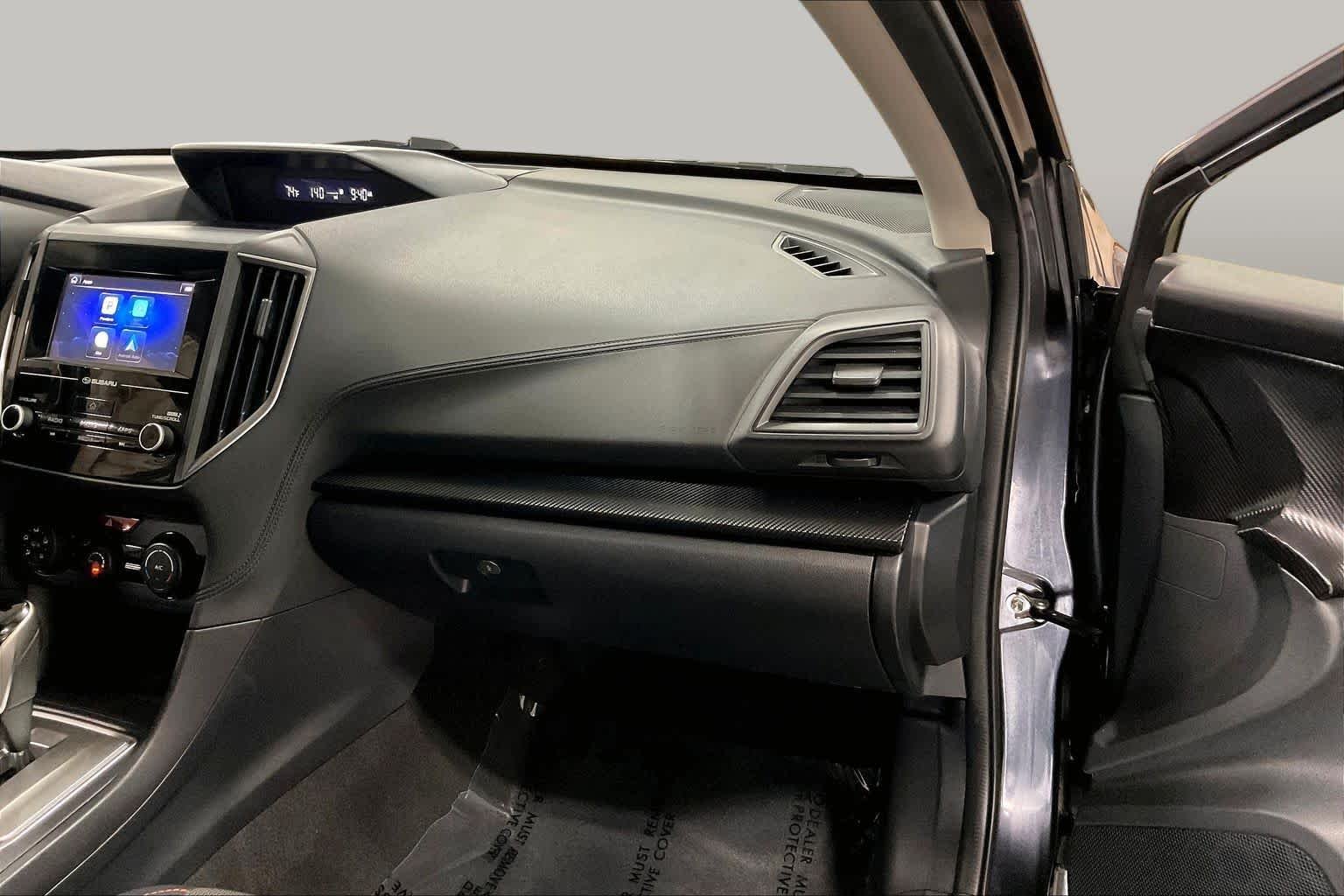 Used 2018 Dark Gray Metallic Subaru Premium image 18