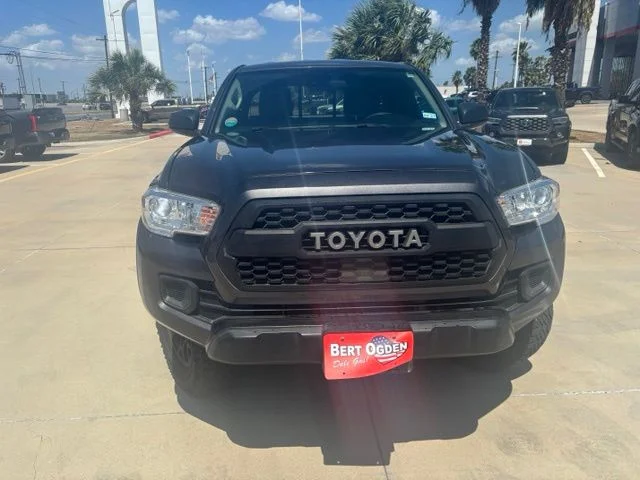 Used 2021  Toyota SR image 2