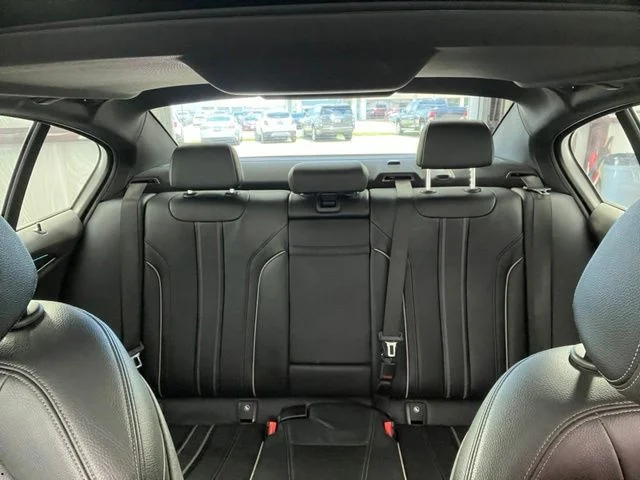 Used 2018 Black BMW 540i image 33