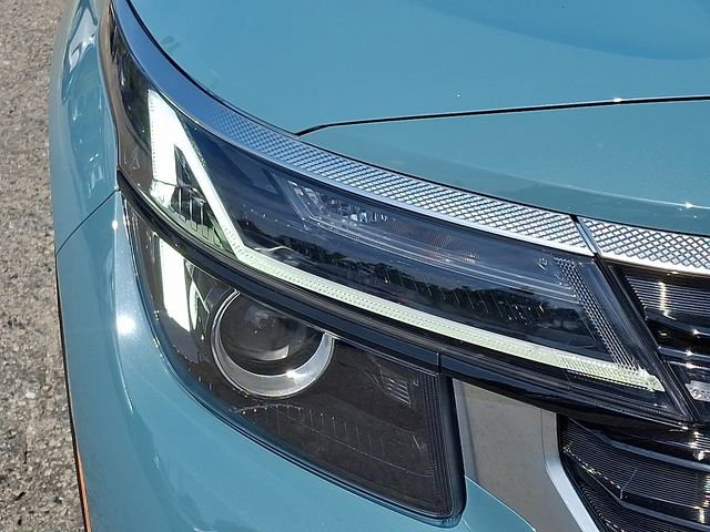 Used 2024 Blue Kia EX image 11