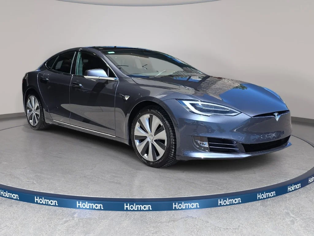 Used 2021 Silver Tesla Long Range image 4
