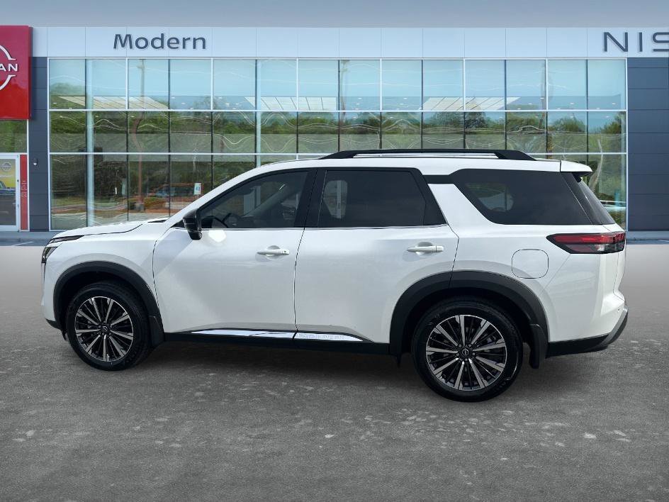 Certified Used 2026 Everest White Pearl Tricoat Nissan Platinum image 8