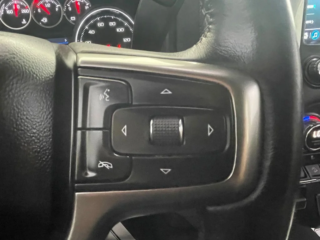 Used 2021 Gray Chevrolet RST image 27