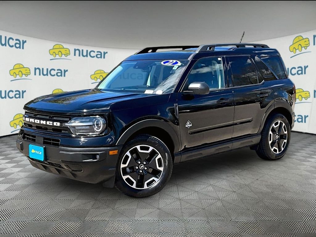 Used 2022 Black Ford Outer Banks image 3