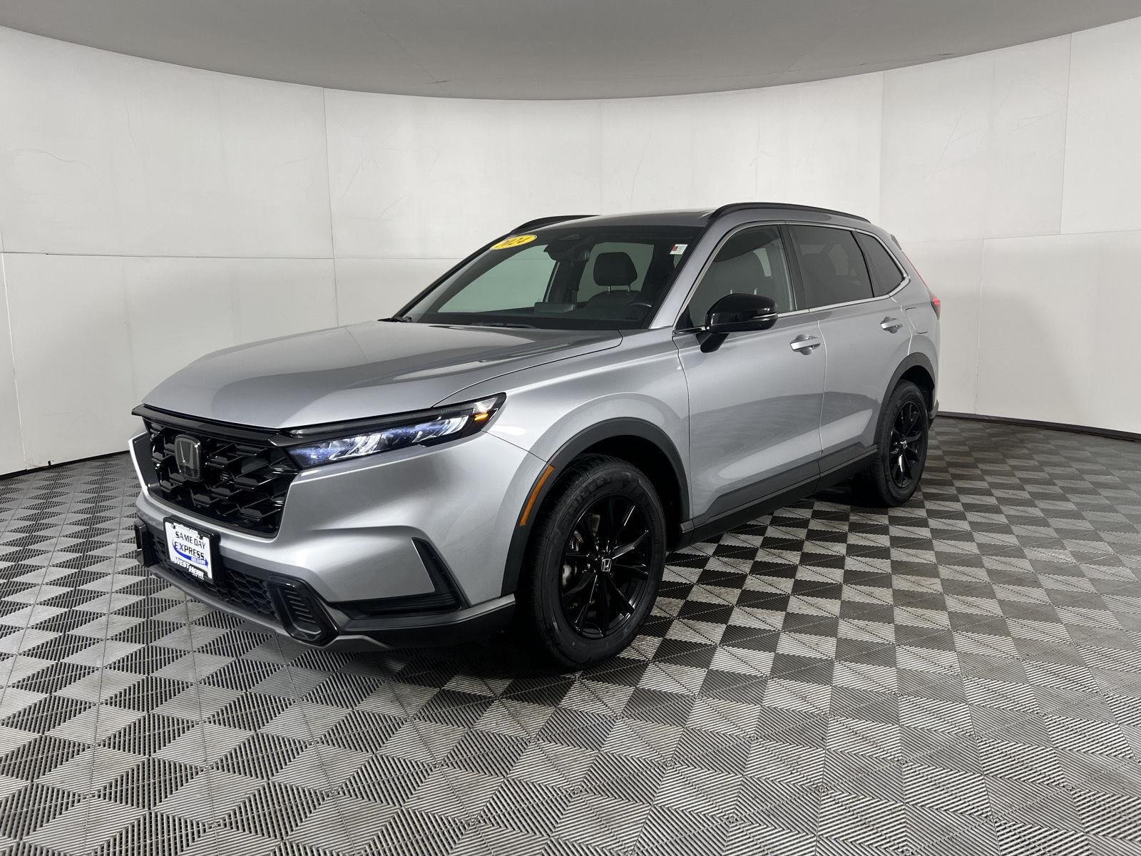 Used 2024 Lunar Silver Metallic Honda Sport image 4