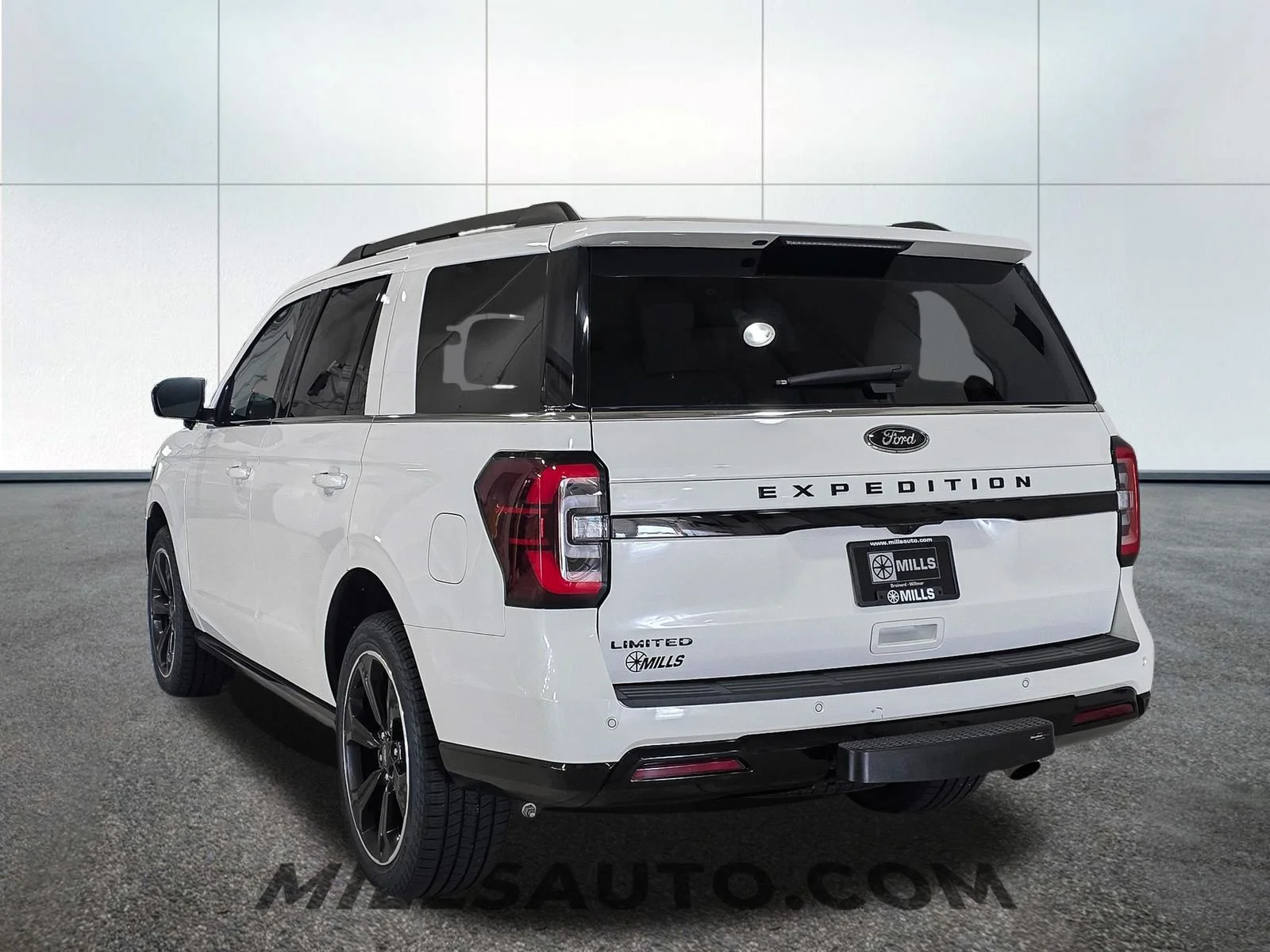 Used 2023 White Metallic Ford Limited image 5