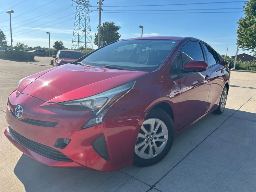 Used 2016 Red Toyota Two image 1
