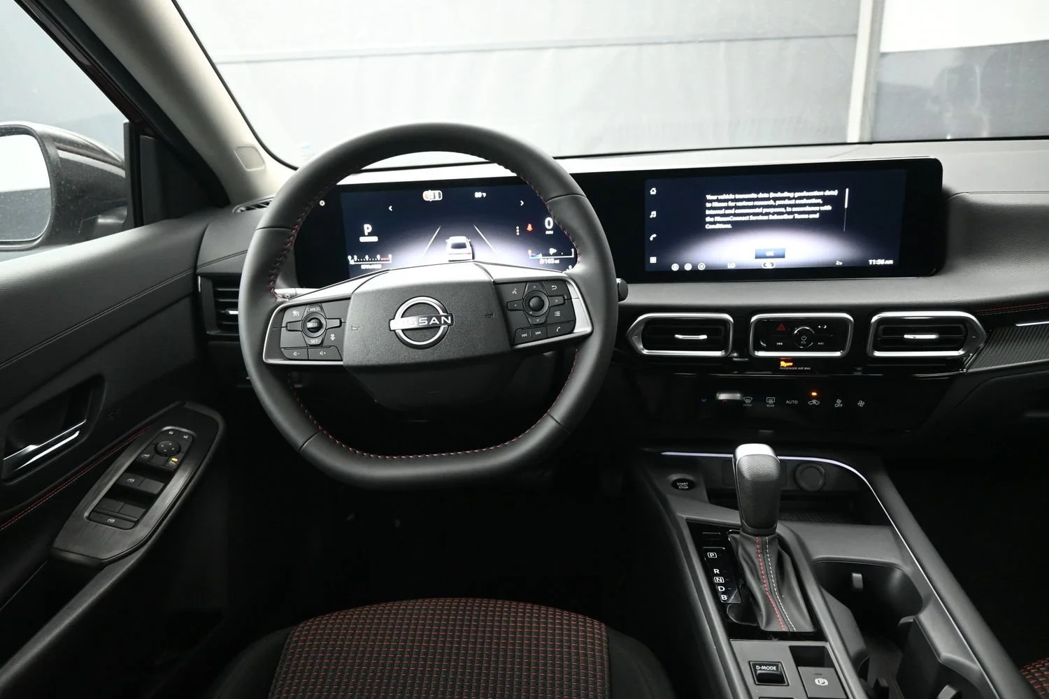 New 2026 Scarlet Ember Tintcoat Nissan SR image 12