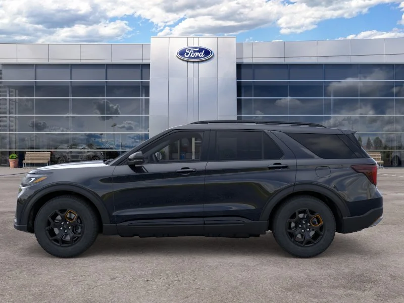 New 2026 Agate Black Metallic Ford Tremor® image 3