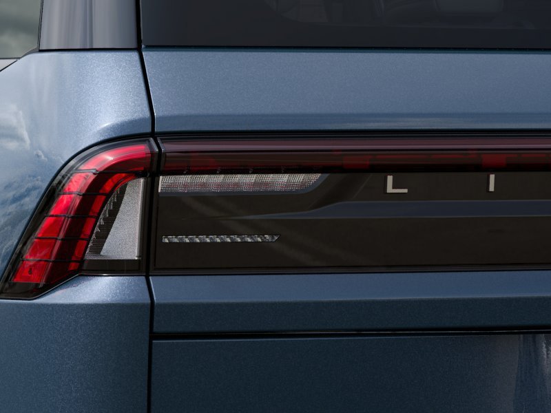 New 2027 Nocturnal Blue Metallic Clearcoat Lincoln Reserve image 21