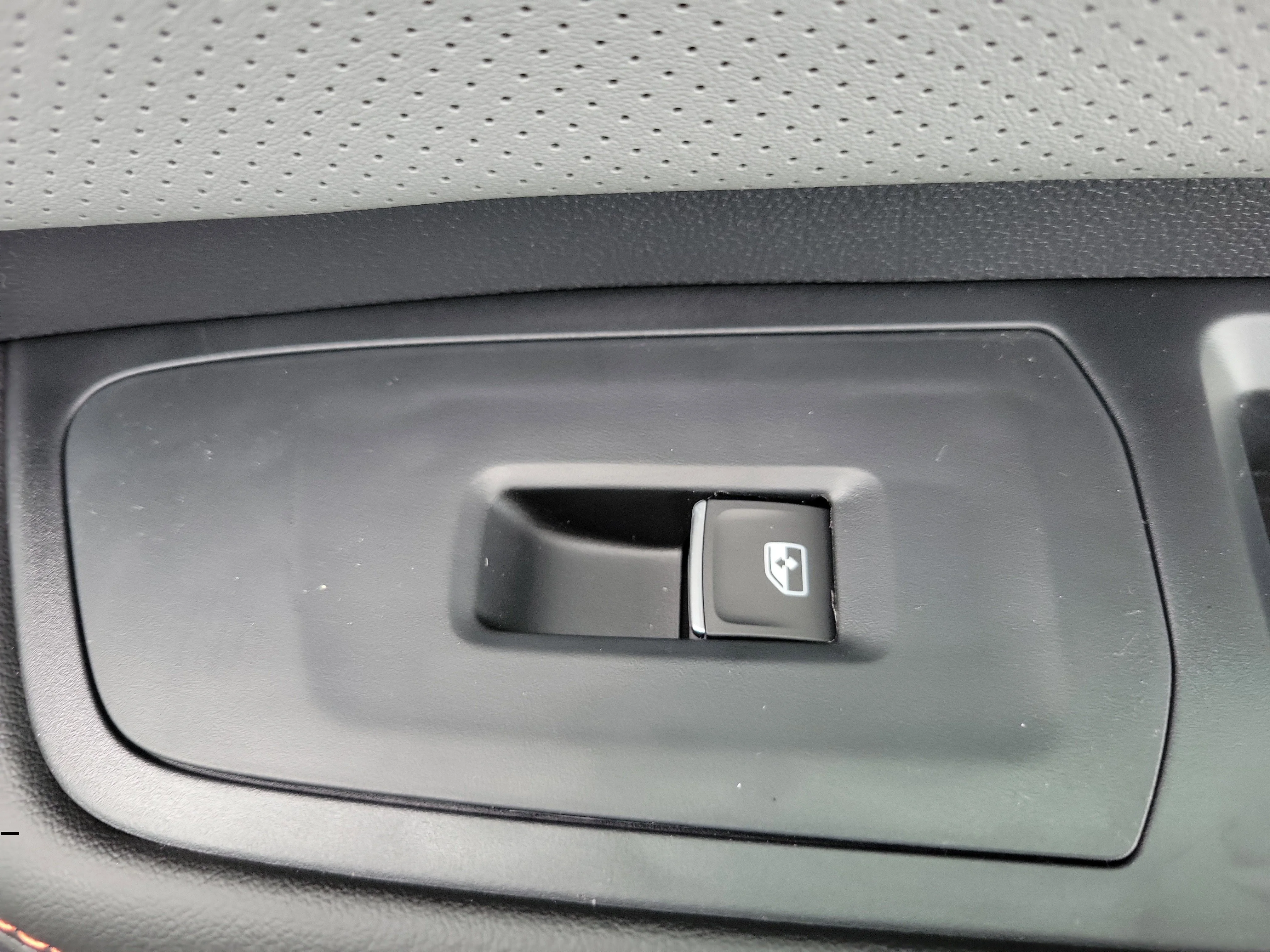 New 2026 White Volkswagen 2.0T Peak Edition image 9