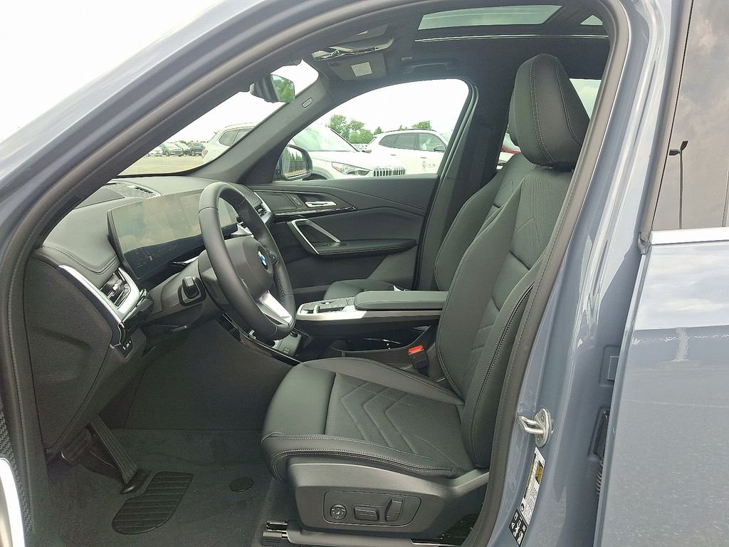 New 2027 Storm Bay Metallic BMW xDrive28i image 6