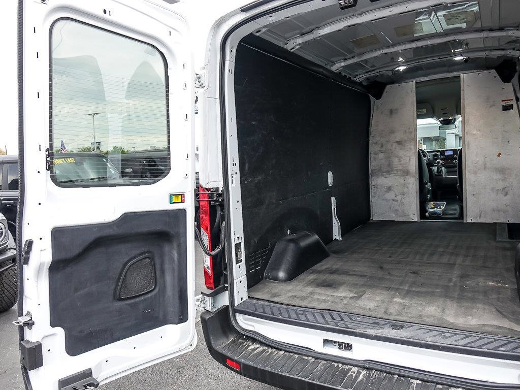 Used 2024 Oxford White Ford Base image 25