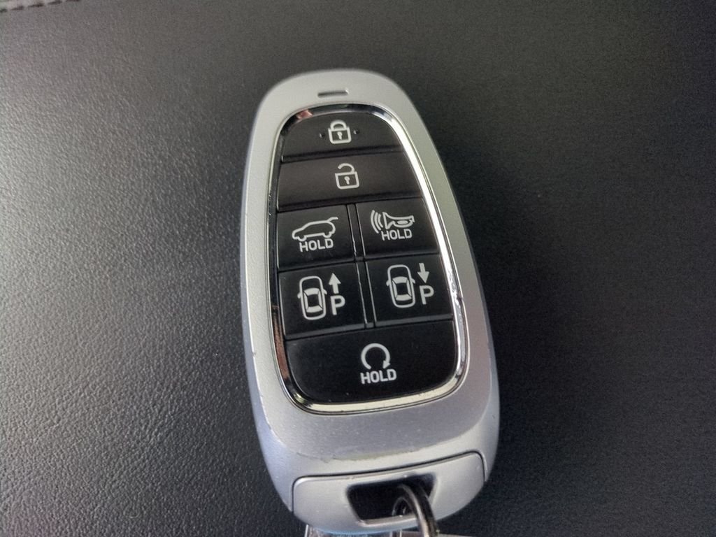 Used 2025 Black Hyundai Calligraphy Night Edition image 41