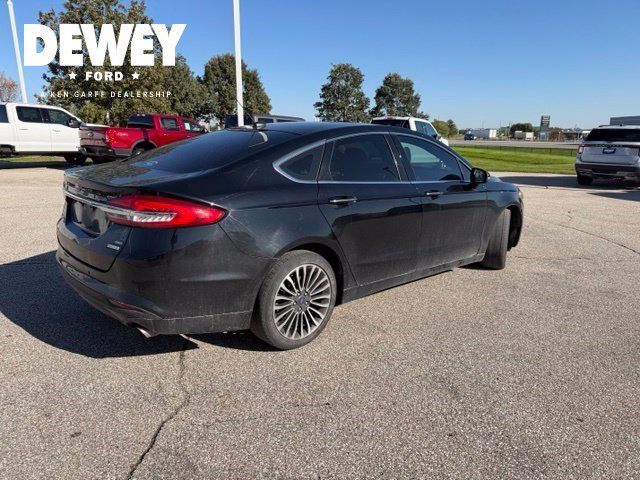 Used 2018 Shadow Black Ford SE image 13