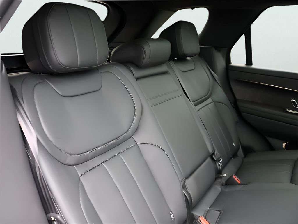 2025 Land Rover Range Rover Sport Dynamic SE - Photo 17
