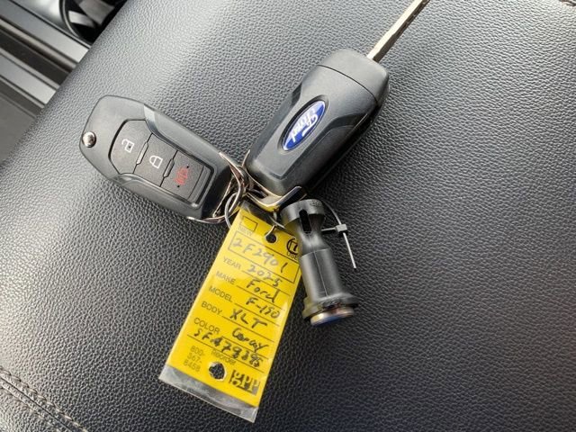 Used 2025 Gray Ford XLT image 44