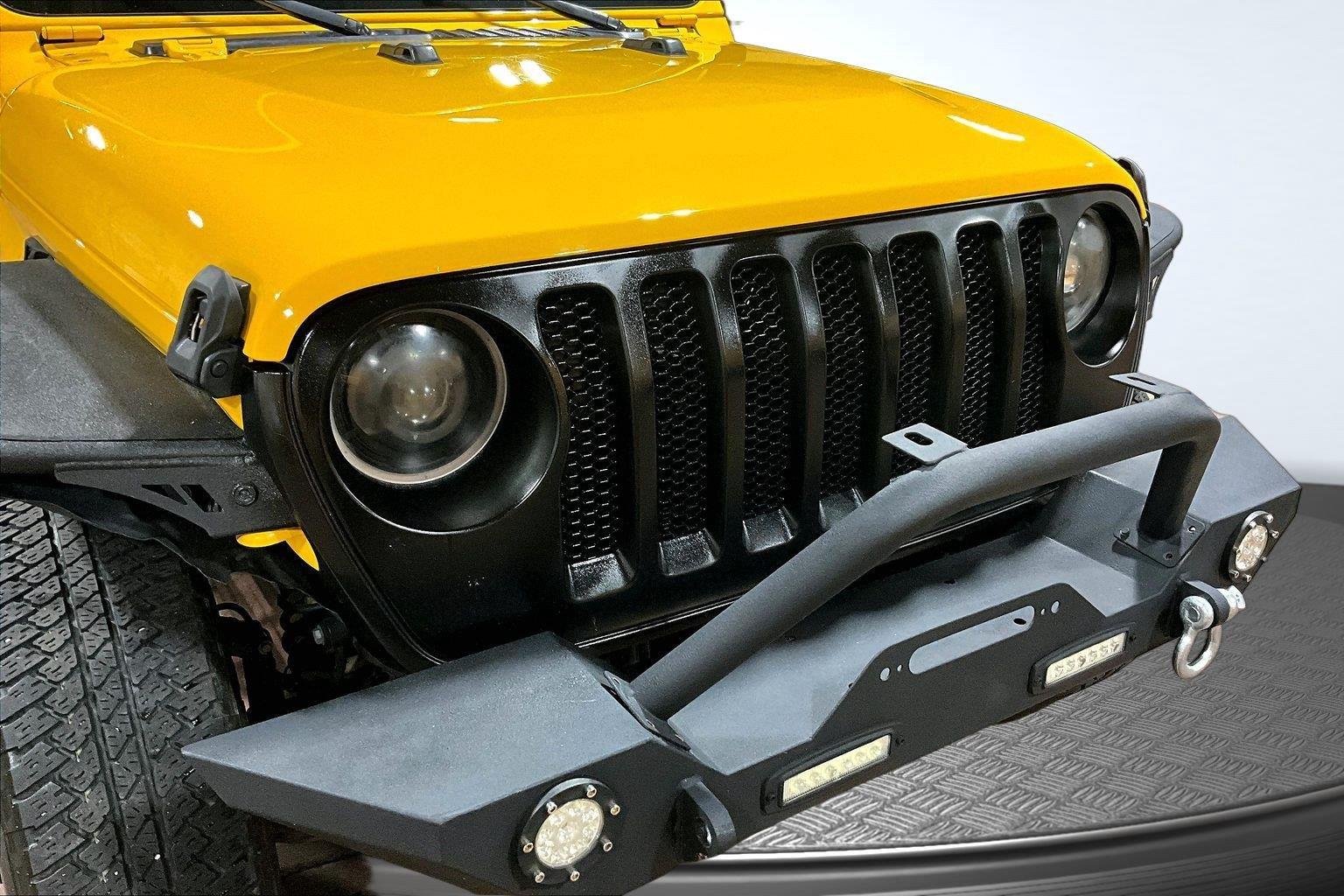 Used 2021 Hellayella Clearcoat Jeep Unlimited Willys Sport image 28