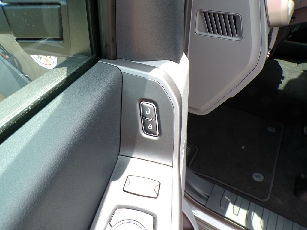 New 2026 Carbonized Gray Metallic Ford F-450® XLT image 4