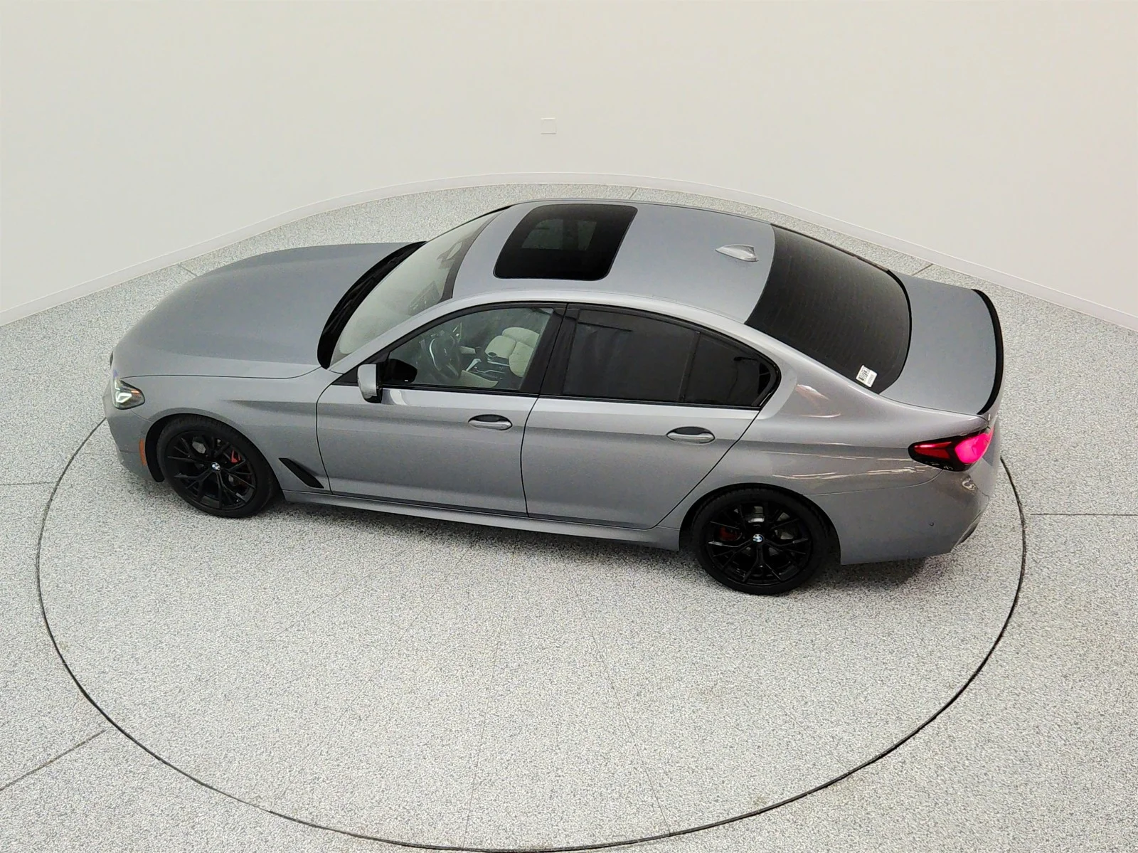 Used 2023 Skyscraper Gray Metallic BMW 530i xDrive Sedan image 29