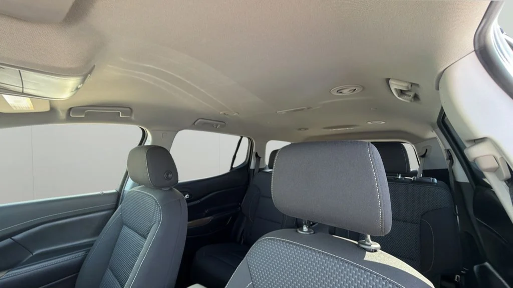 Used 2023 Silver GMC SLE image 29