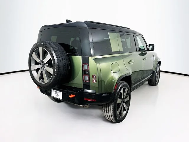 Used 2026  Land Rover X image 5