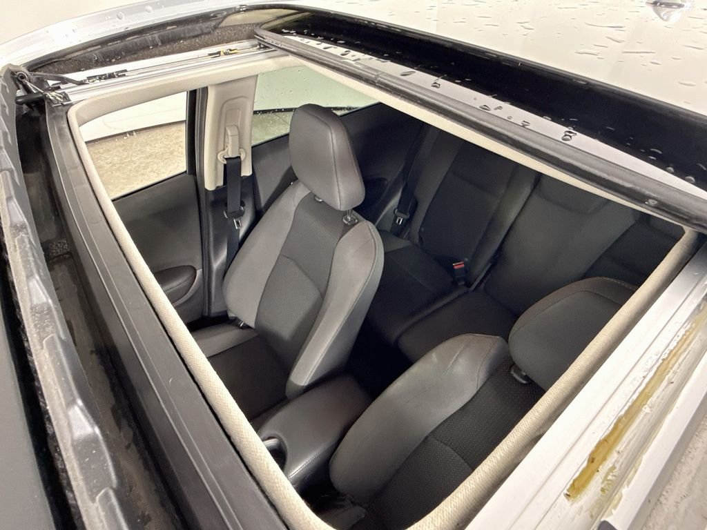 Used 2021 Crystal Black Pearl Honda EX image 3