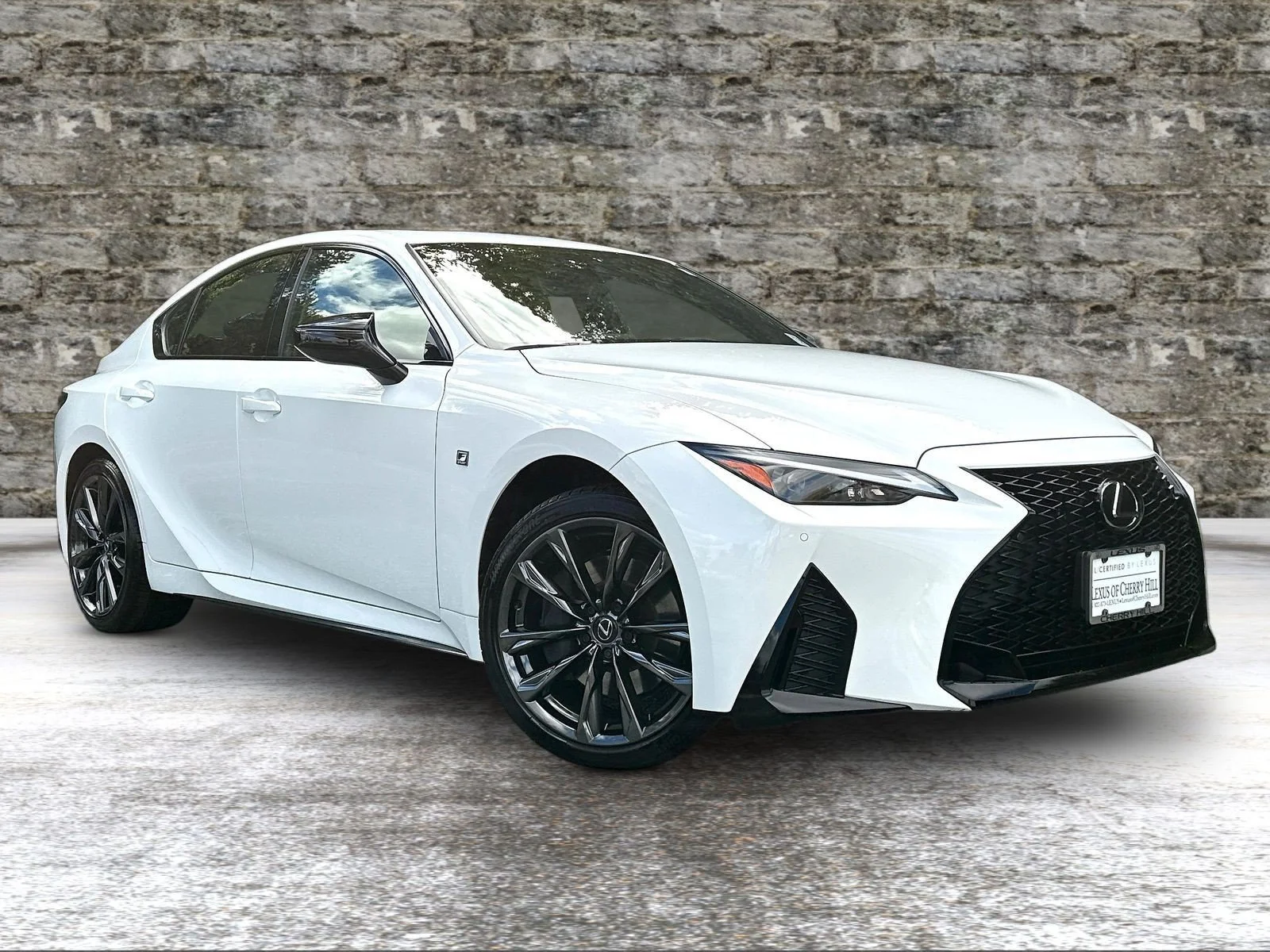 Certified Used 2025 Ultra White Lexus  image 1