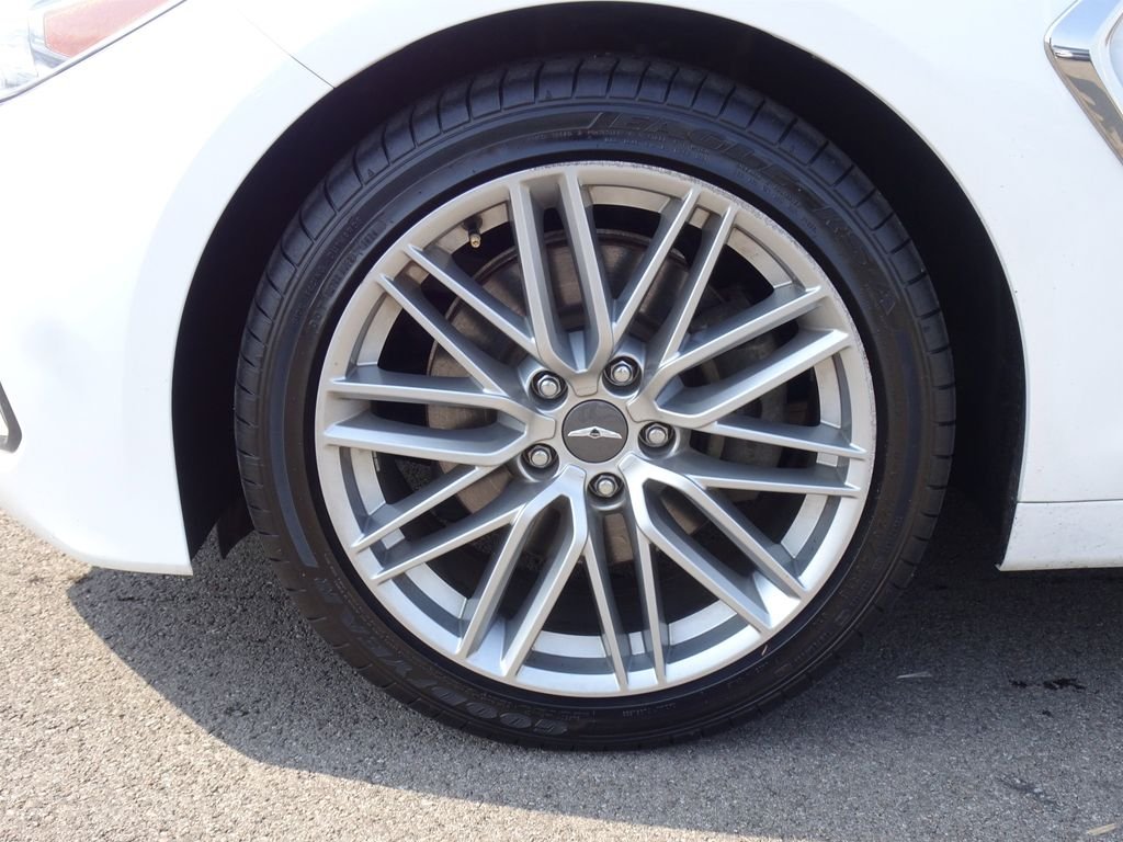 Used 2021 White Genesis 2.0T image 26