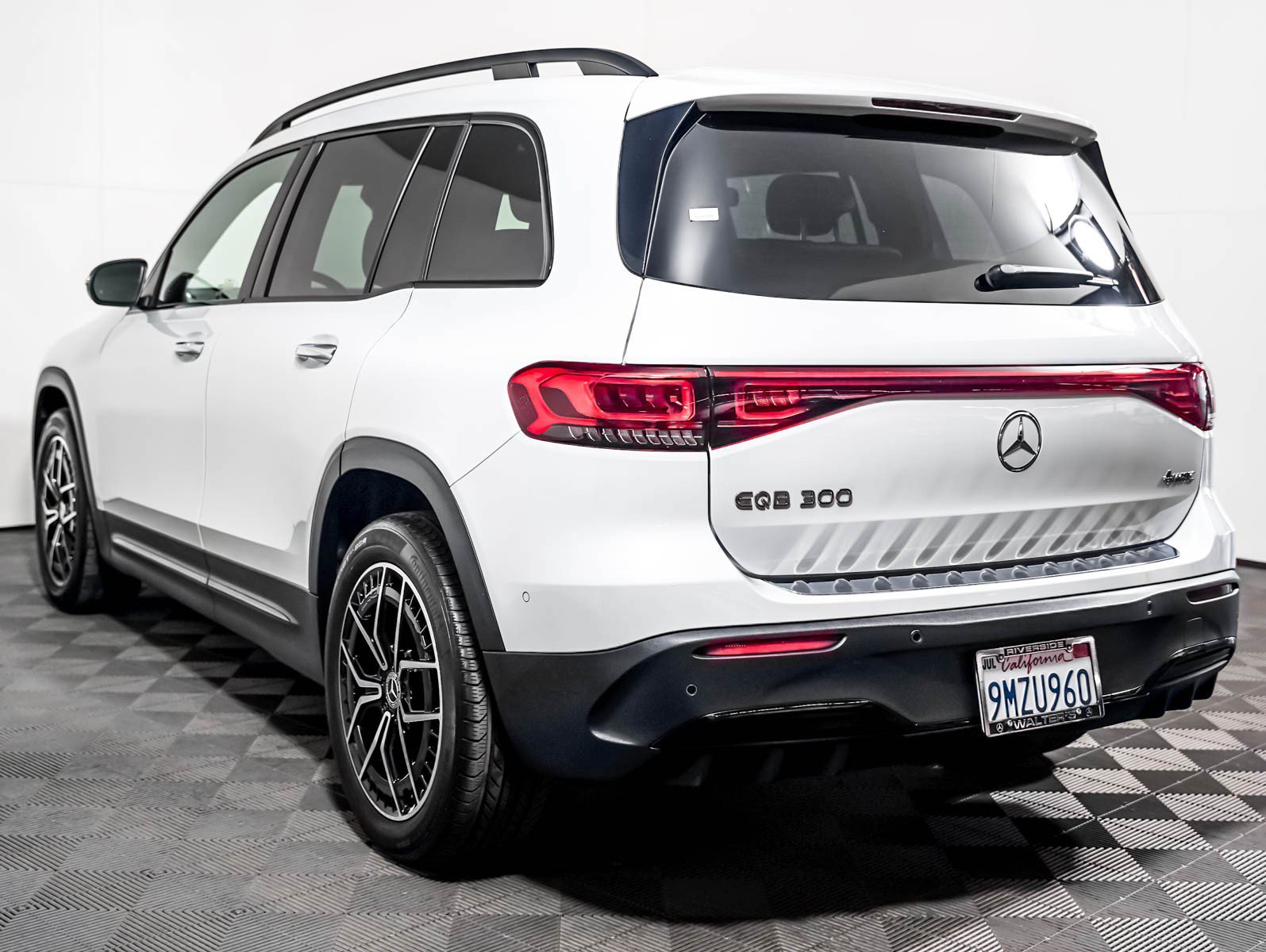Certified 2023 Mercedes-Benz EQB Base with VIN W1N9M0KB5PN071324 for sale in Riverside, CA