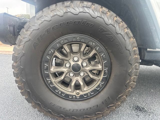 Used 2021 White Jeep Unlimited Rubicon 392 image 12