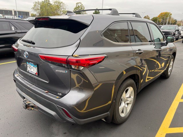 Used 2021 Toyota Highlander LE with VIN 5TDBBRCH8MS520264 for sale in Apple Valley, Minnesota