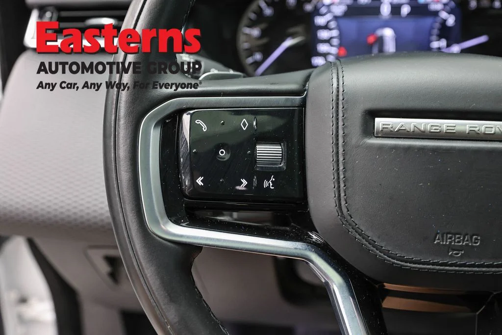 Used 2023 White Land Rover S image 15