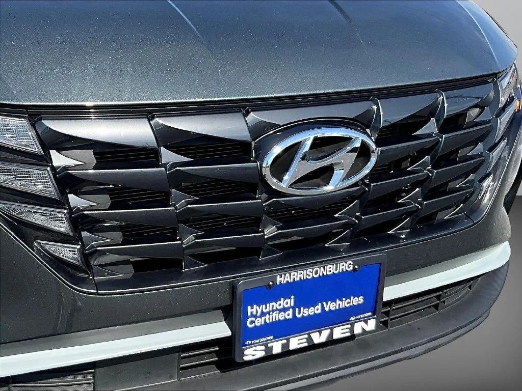 Used 2022 Gray Hyundai SEL image 32