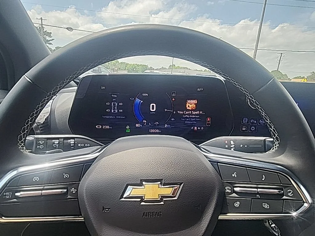 Used 2025 Gray Chevrolet LT image 20